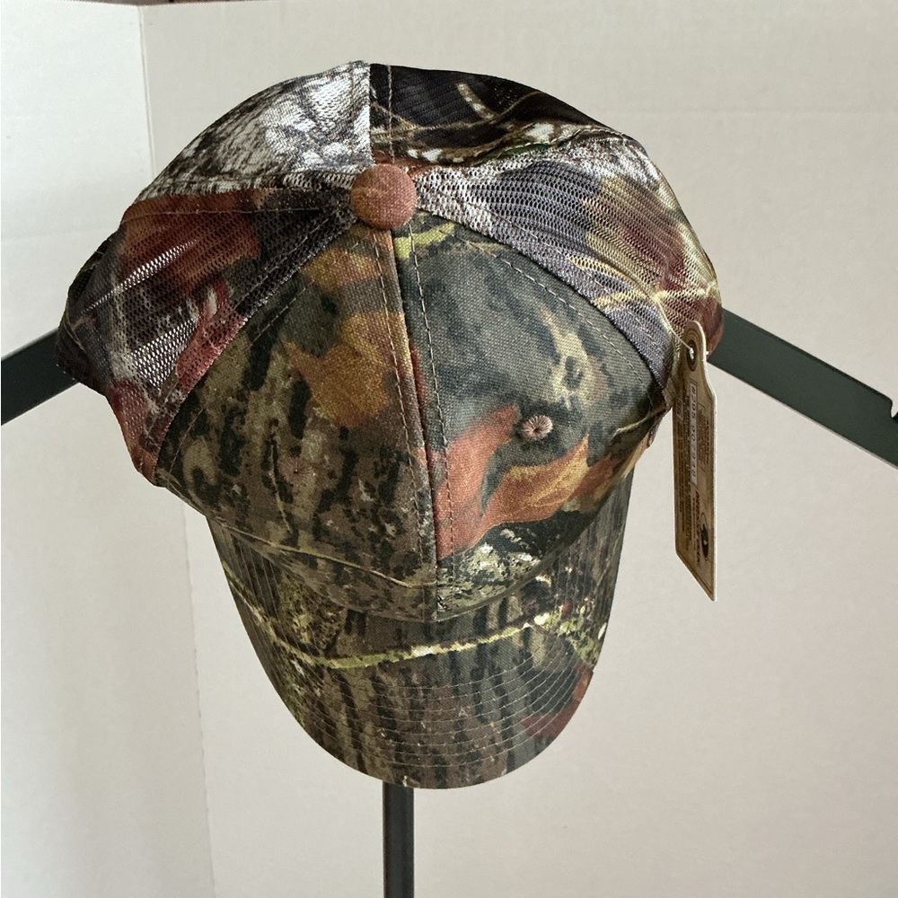 Mossy Oak Camouflage Cap with Green and Brown Tones